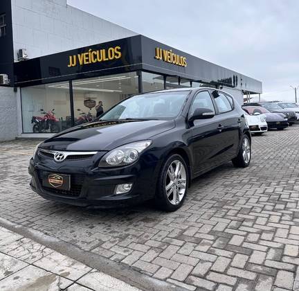 HYUNDAI I30 2.0 MPI 16V GASOLINA 4P AUTOMÁTICO HYUNDAI I30 2.0 MPI 16V GASOLINA 4P AUTOMÁTICO